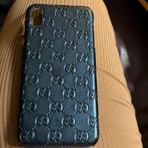 Super cute I phone 10plus Gucci case